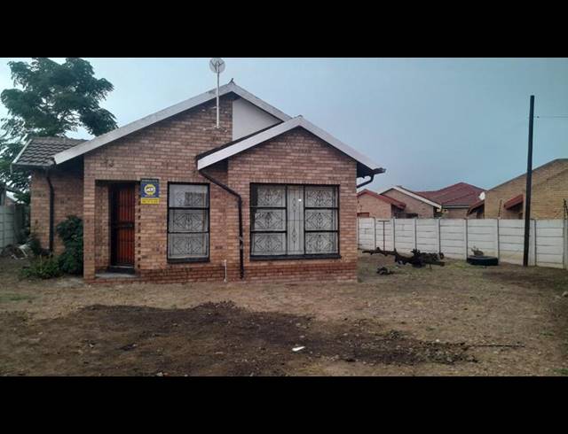 3 BEDROOM HOUSE FOR SALE IN BENDOR EXT 7